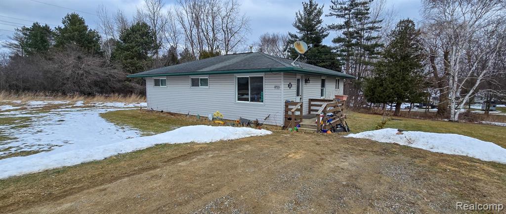 4753 HILLCREST Drive, MI — Photo 2