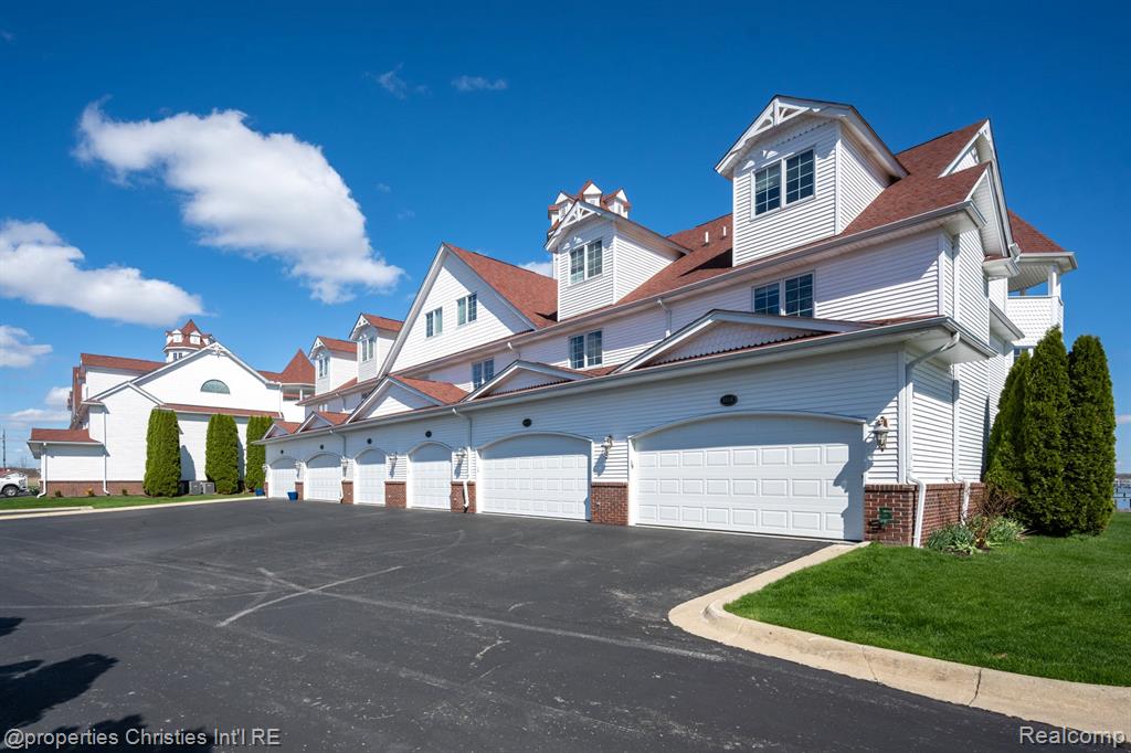 9996 Tashmoo Lane, 2, Clay, MI 48001 — Photo 41