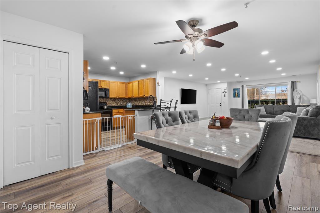 45512 Hidden View Court, Utica, MI 48315 — Photo 10