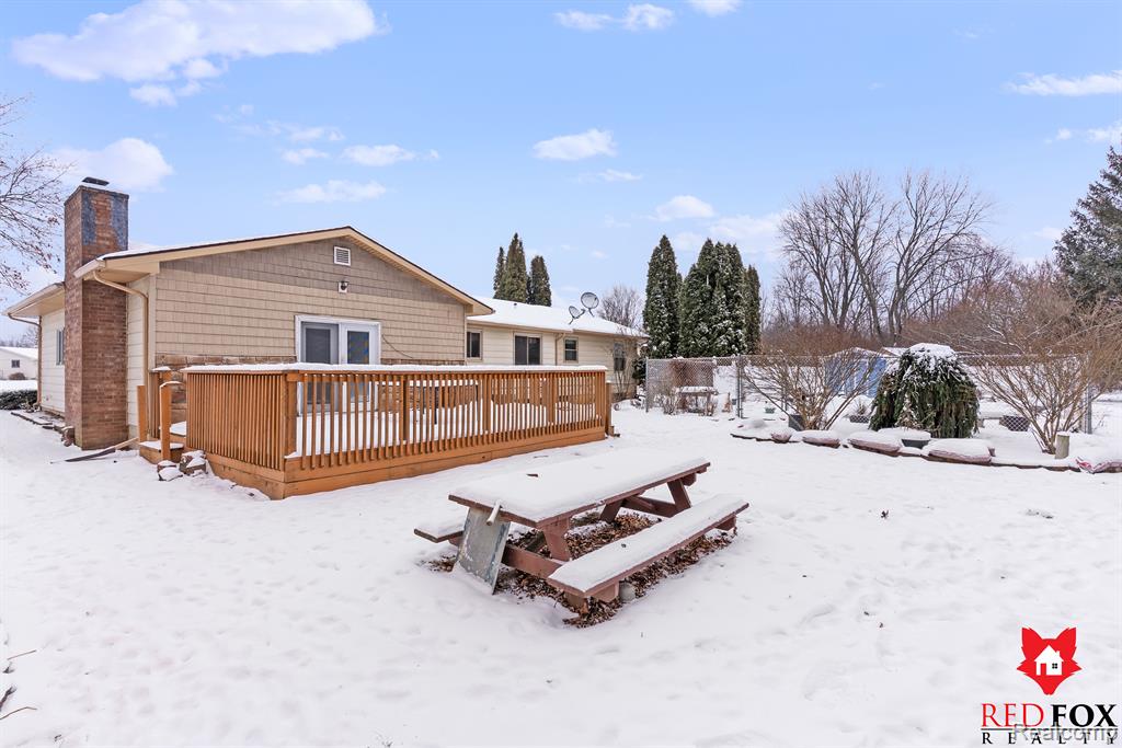 6246 KING ARTHUR Court, Swartz Creek, MI 48473 — Photo 32