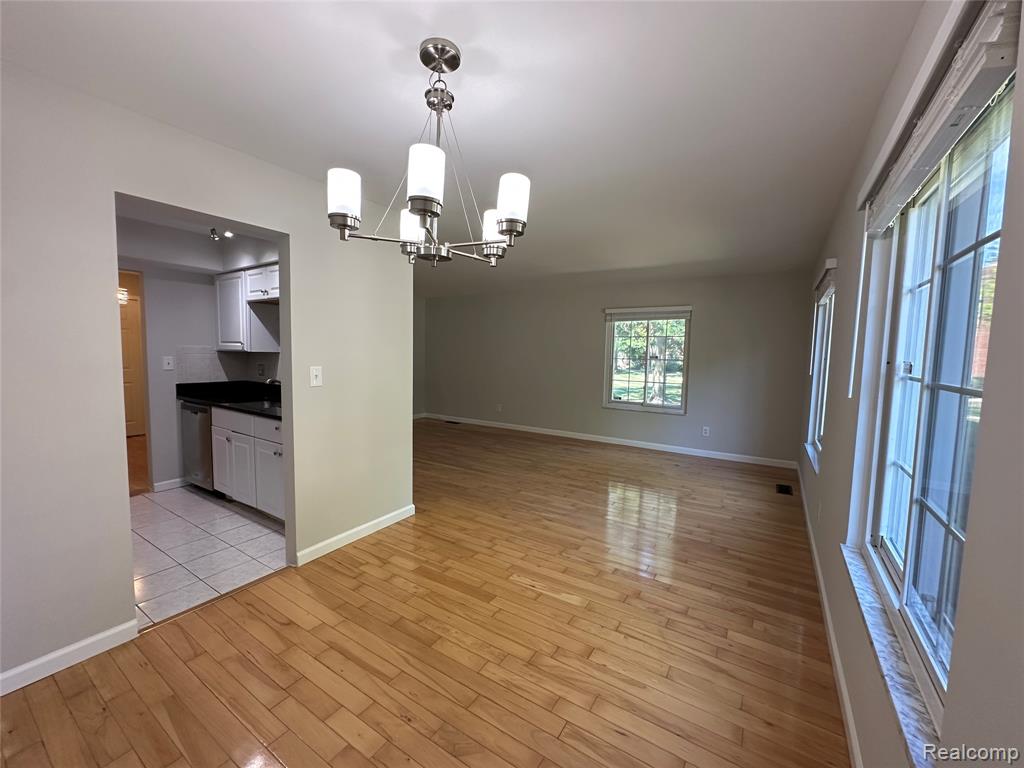 755 E Fox Hills Drive, Bloomfield Hills, MI 48304 — Photo 25