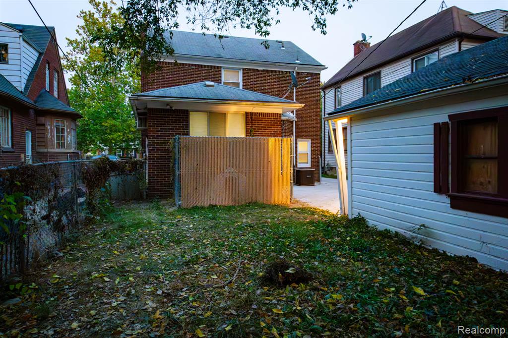 16729 Glastonbury Road, Detroit, MI 48219 — Photo 18