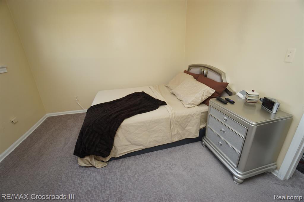 5863 BALFOUR Avenue, Allen Park, MI 48101 — Photo 16