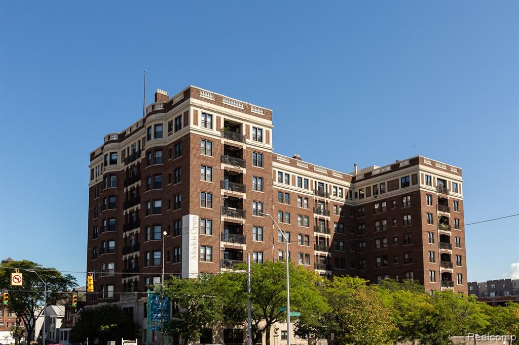 2900 E Jefferson Avenue, Detroit, MI 48207