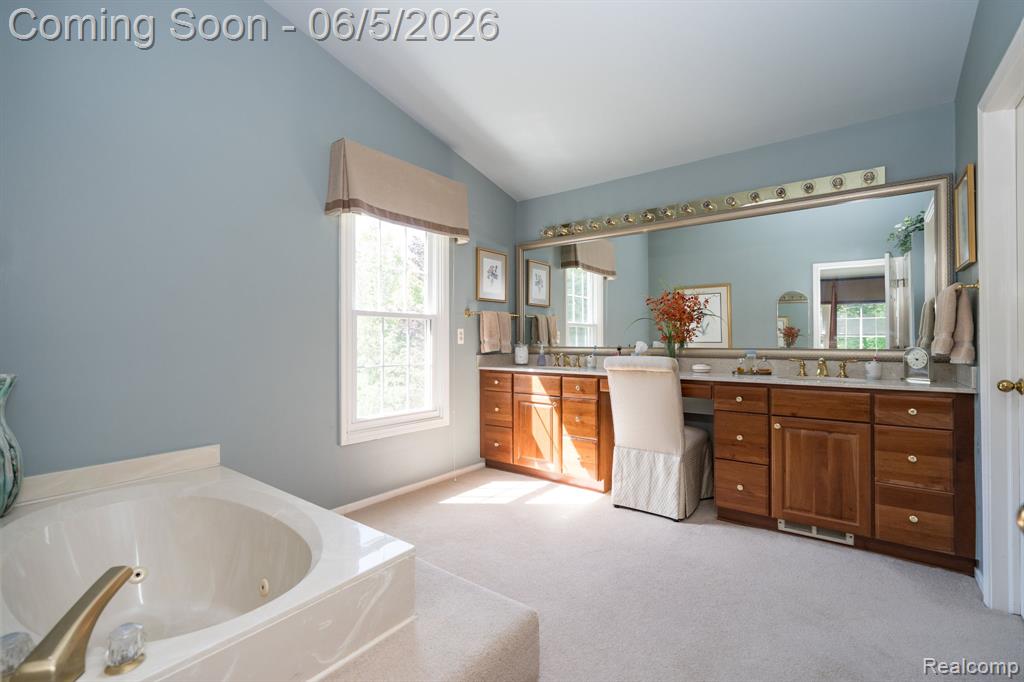 44828 Roundview Drive, Novi, MI — Photo 17