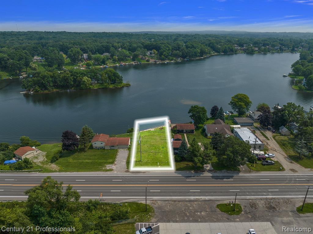 9876 Dixie Highway, Clarkston, MI 48348 — Photo 3