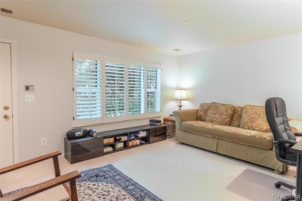 234 Lyn Anne Court, Ann Arbor, MI 48103 — Photo 22