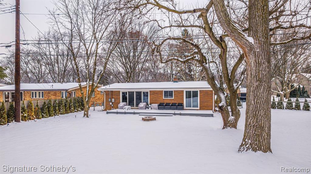 811 NORWICH Street, Birmingham, MI 48009 — Photo 18