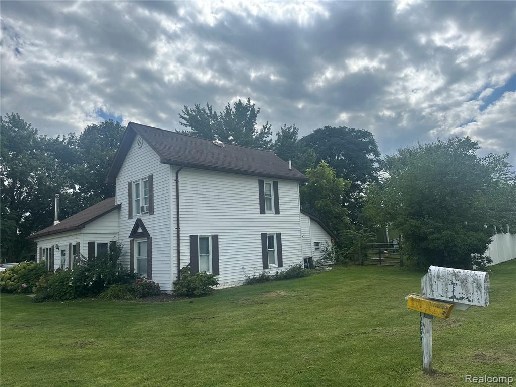 10237 Rice Street, Maybee, MI — Photo 2