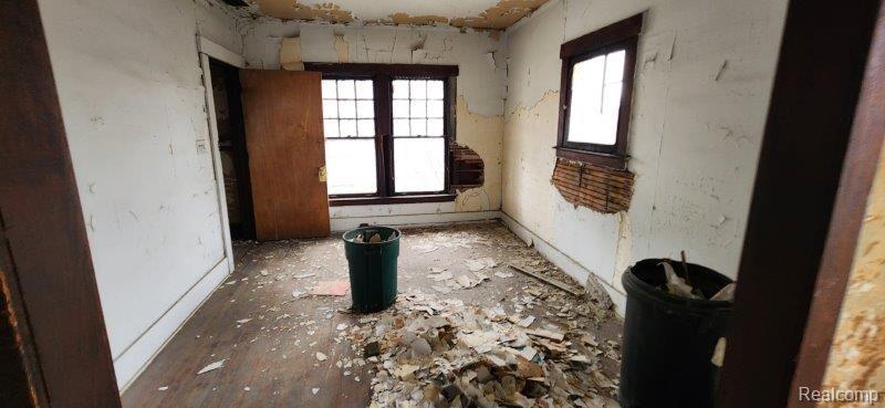 8773 PETOSKEY Avenue, Detroit, MI 48204 — Photo 9