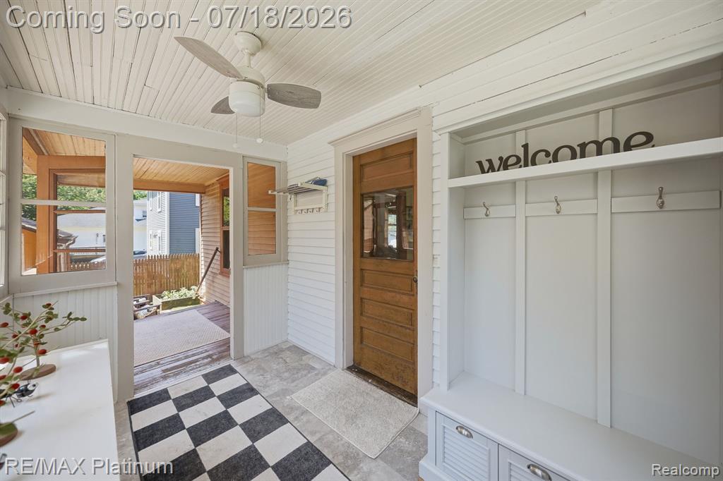 621 N Court Street, Howell, MI 48843 — Photo 8