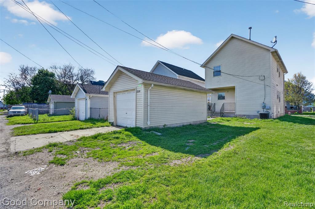 2320 Andrus Street, Hamtramck, MI 48212 — Photo 34