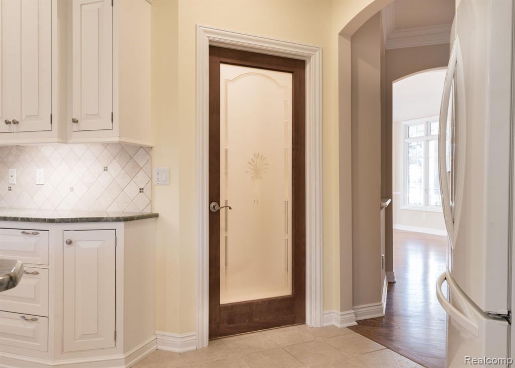 45950 W 11 MILE Road, Novi, MI — Photo 19