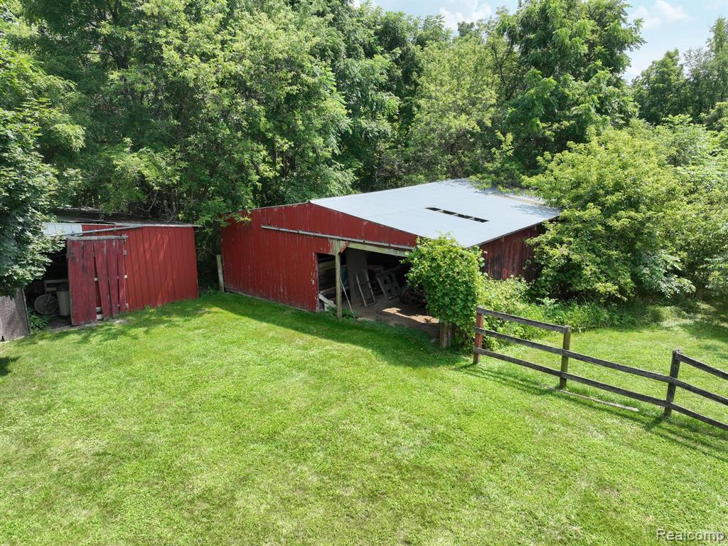 9301 W Grand River Avenue, Fowlerville, MI 48836 — Photo 26