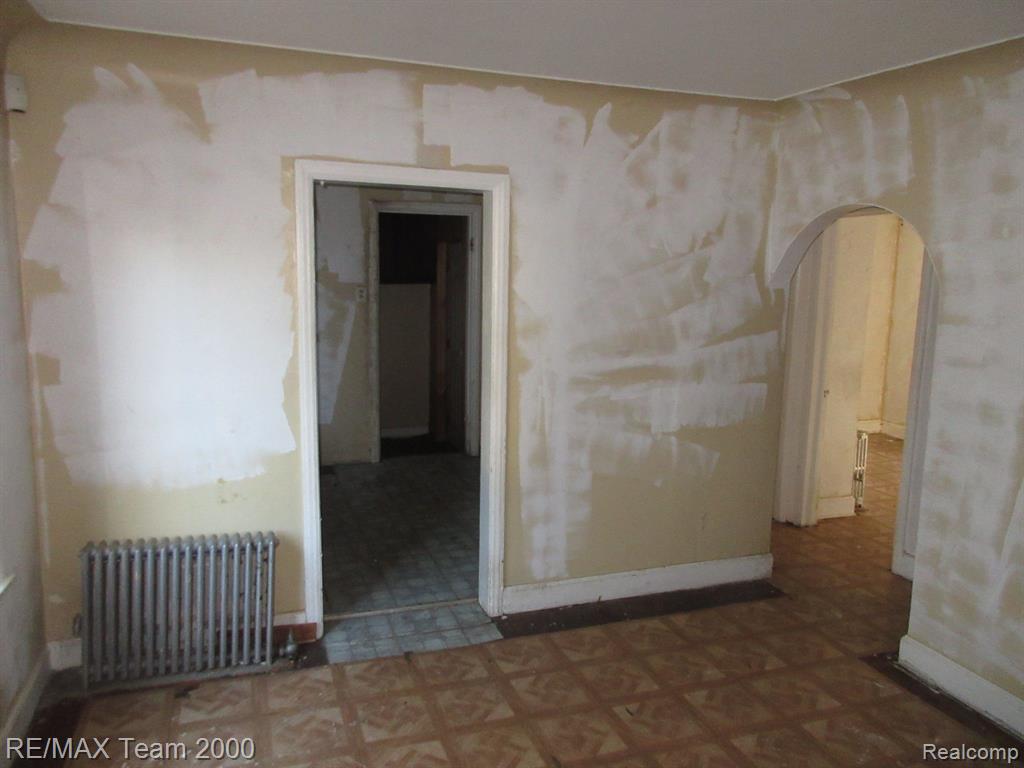 20815 BETHLAWN Boulevard, Ferndale, MI 48220 — Photo 9