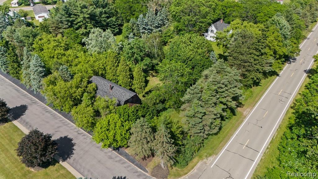 5390 Oak Hill Road, Clarkston, MI 48348 — Photo 46