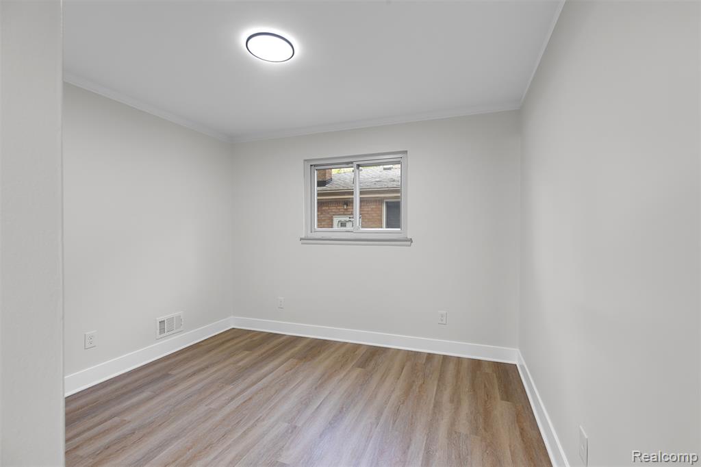 4455 Hipp Street, Dearborn Heights, MI 48125 — Photo 25