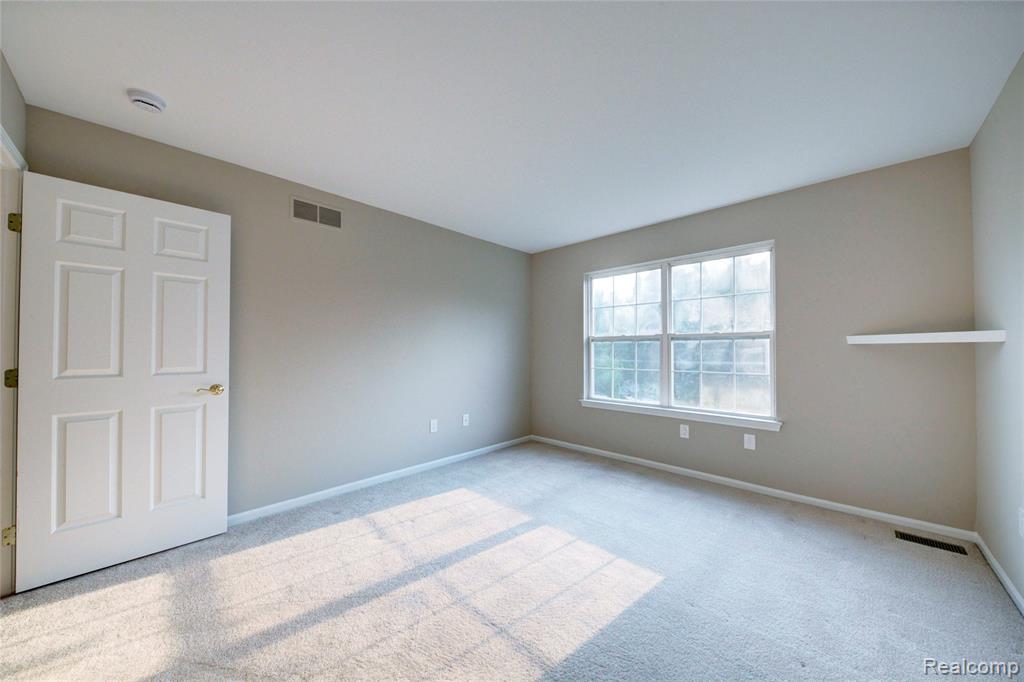 4269 Warrington Drive, Wixom, MI 48393 — Photo 31