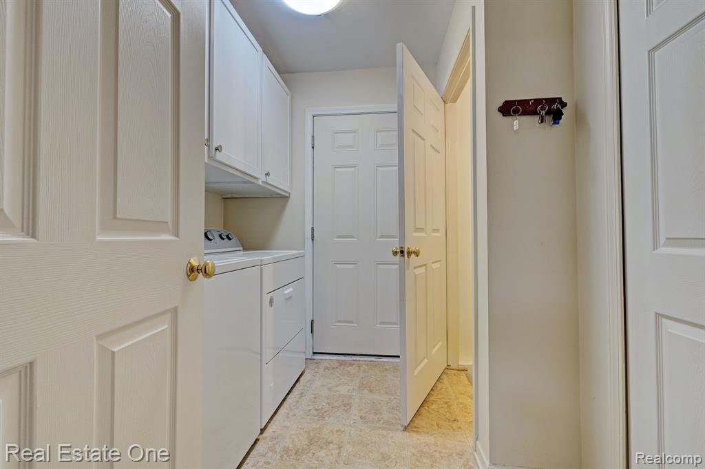 6501 CLUB E, 8, Grand Blanc, MI 48439 — Photo 26