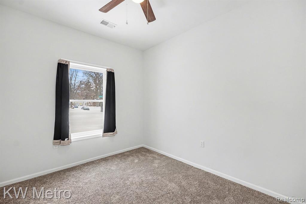 19700 Stahelin Avenue, Detroit, MI 48219 — Photo 17
