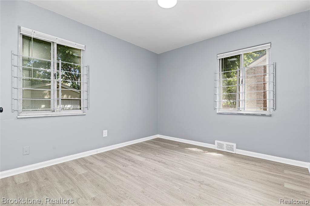 20214 Greeley Street, Highland Park, MI 48203 — Photo 15