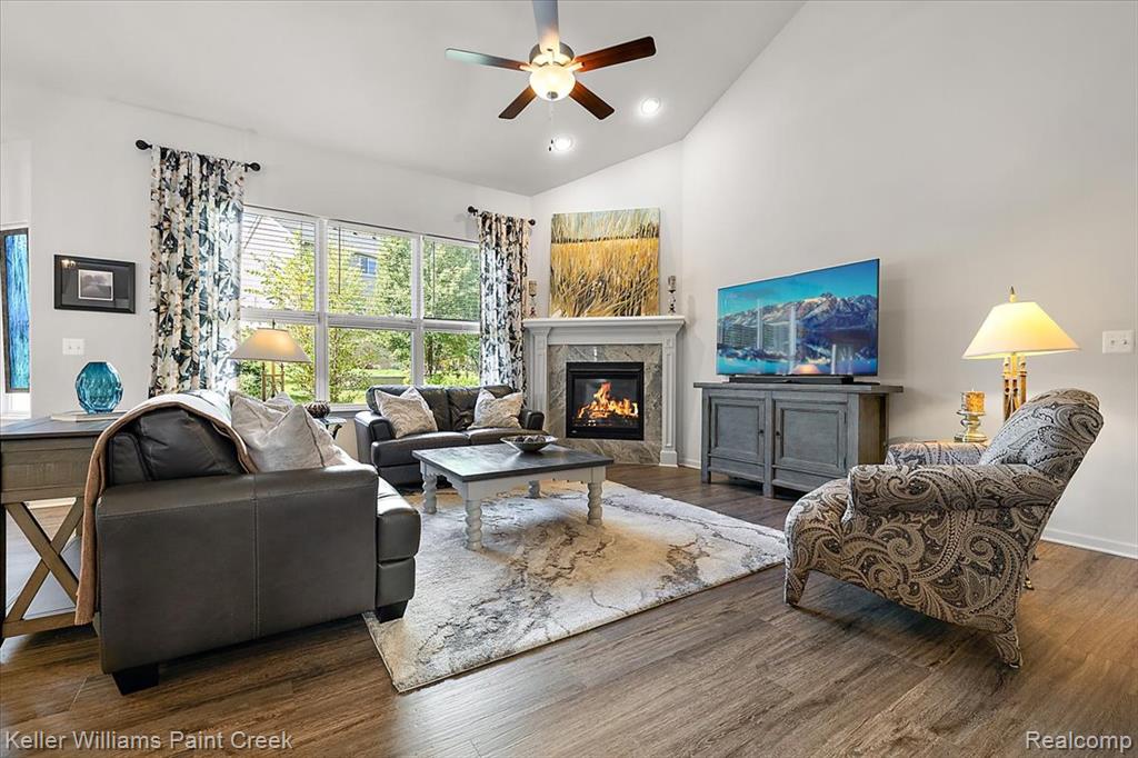 84 Greenan Lane, Lake Orion, MI 48362 — Photo 7