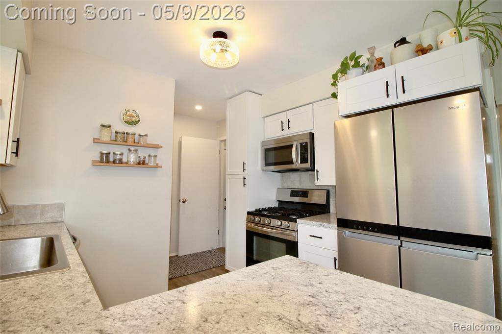 7077 Rivertown Road, Swartz Creek, MI 48473 — Photo 9