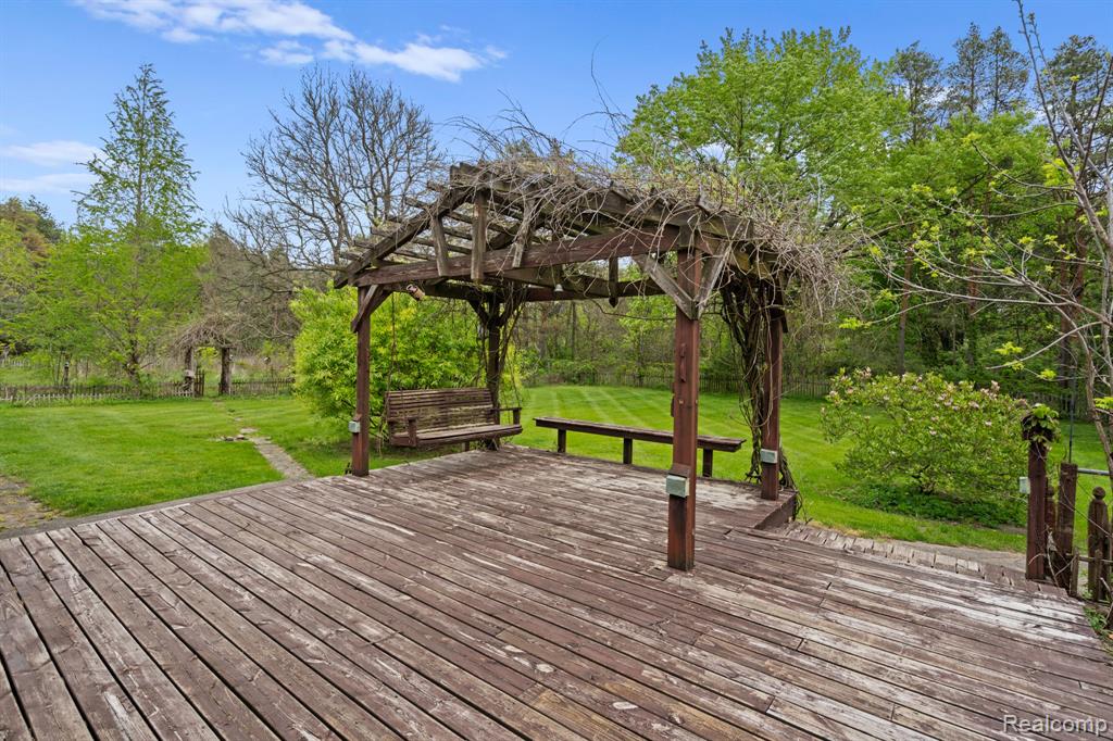 7540 Dexter Pinckney Road, Dexter, MI 48130 — Photo 14