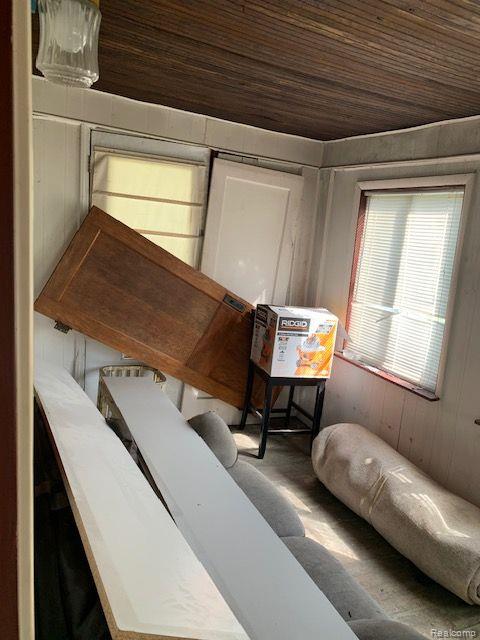 733 CADILLAC Street, Flint, MI 48504 — Photo 7