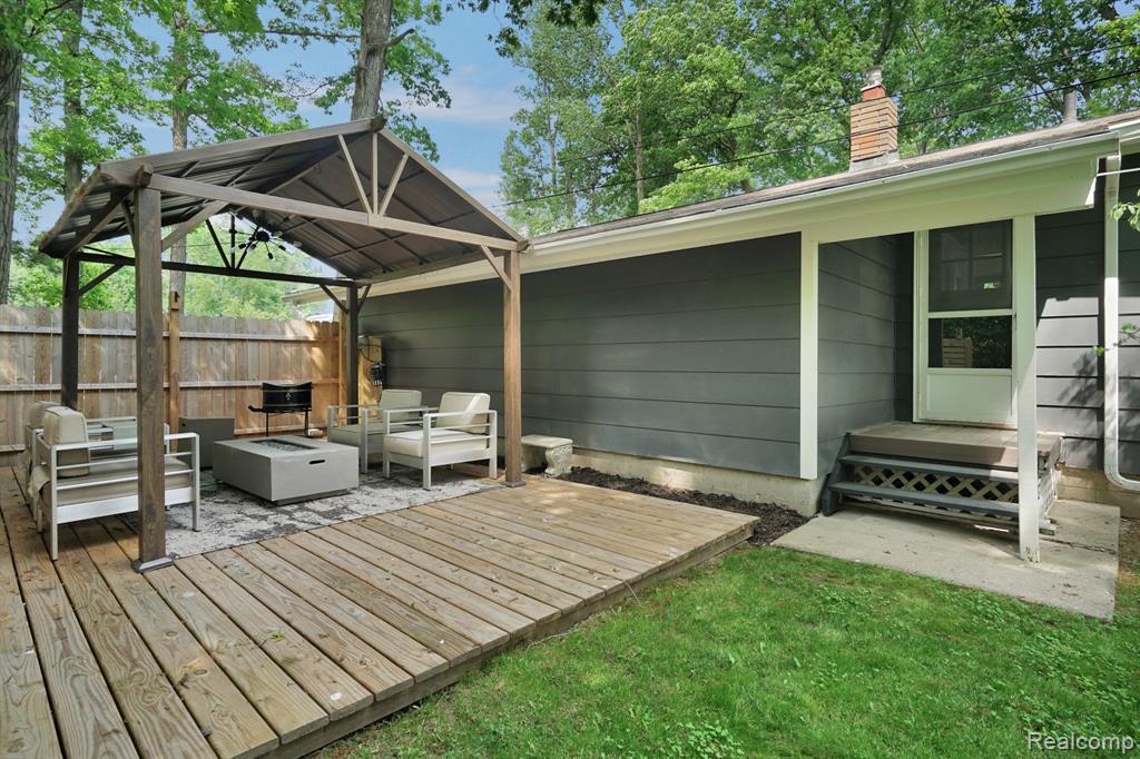 4179 Davison Road, Lapeer, MI 48446 — Photo 36