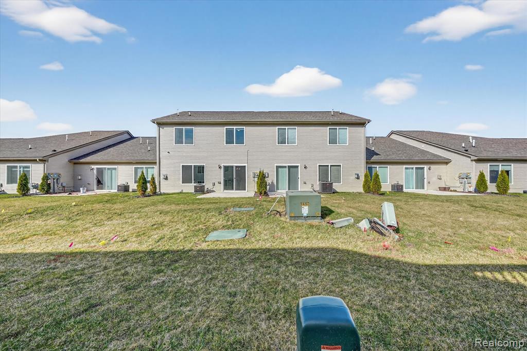 31005 Gregory Street, Grand Blanc, MI 48439 — Photo 39