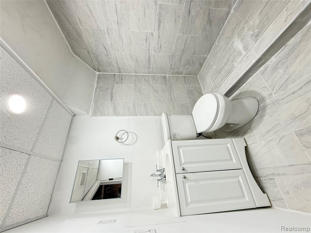 8241 KALTZ, Center Line, MI 48015 — Photo 21