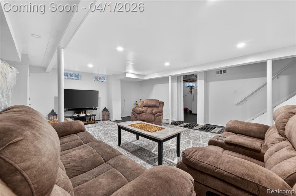 6792 Piedmont Street, Detroit, MI 48228 — Photo 25