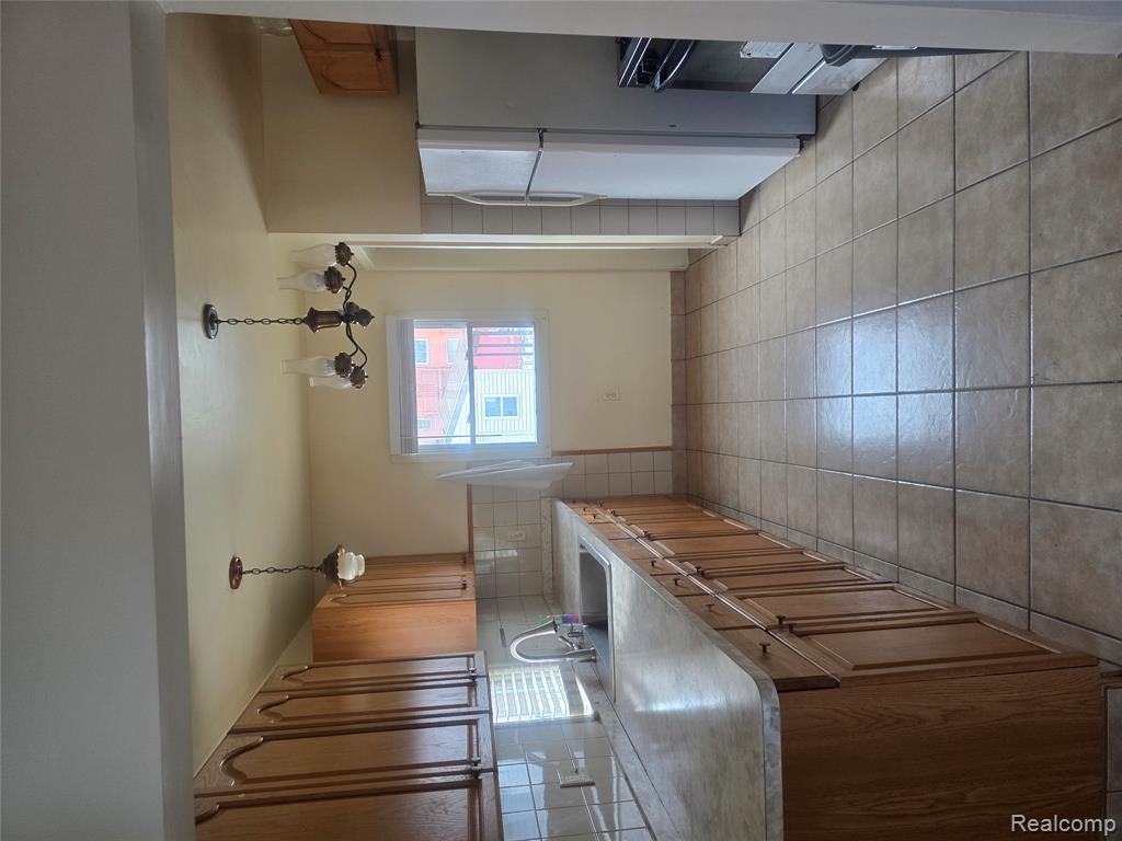 5263 Bingham Street, Dearborn, MI, 48126