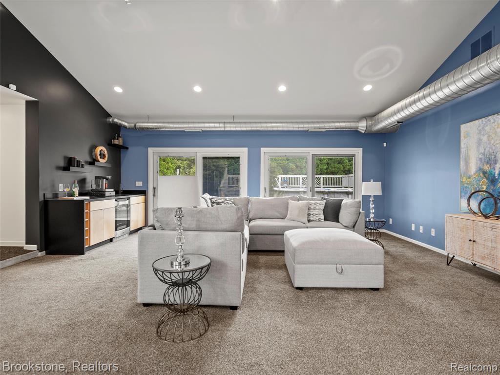 4820 Valley Vista Lane, Troy, MI 48098 — Photo 5
