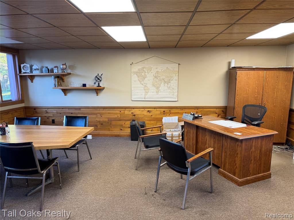 5046 DAVISON Road, Burton, MI 48509 — Photo 10