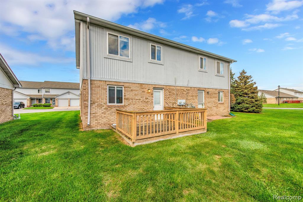 23437 READING, Trenton, MI 48183 — Photo 21