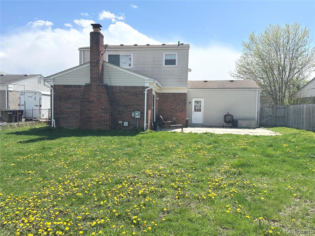 4581 Benjamin Drive, Sterling Heights, MI 48310 — Photo 31