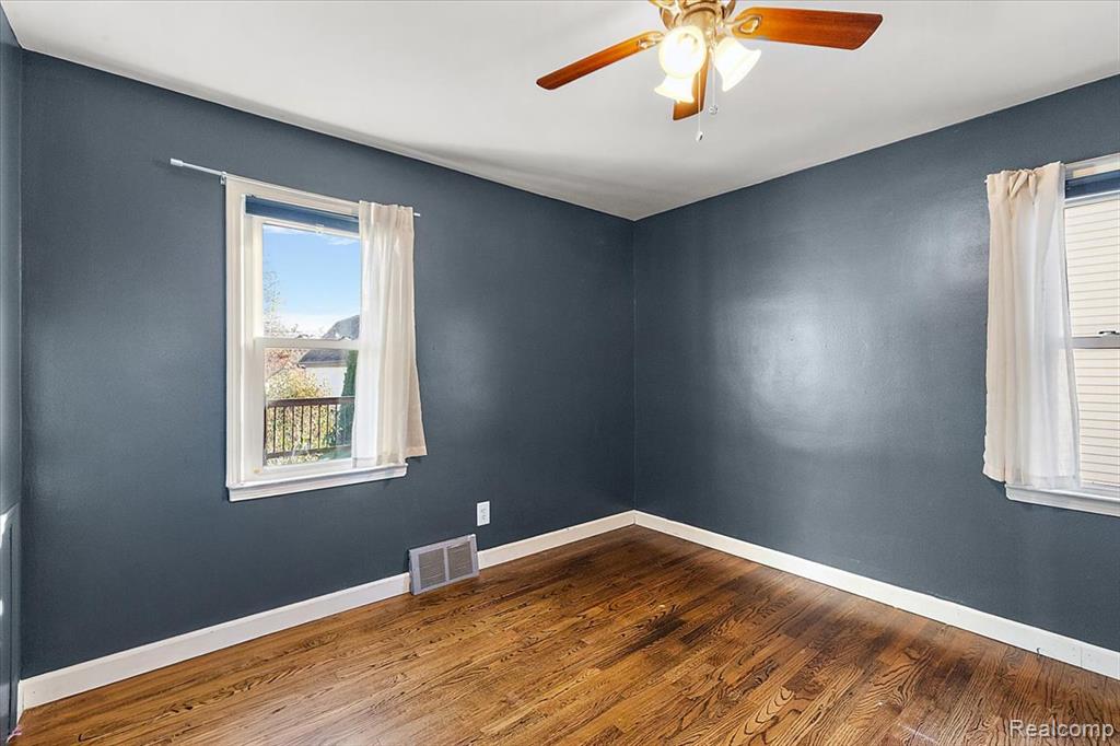 515 S Webik Avenue, Clawson, MI — Photo 22
