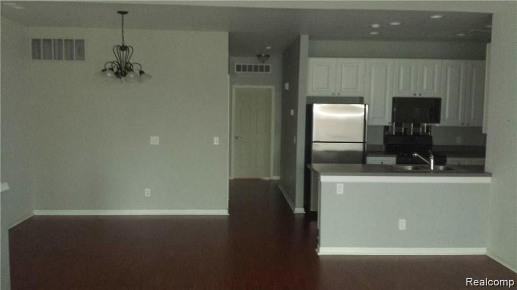2088 ARCADIA Drive, Canton, MI 48188 — Photo 3