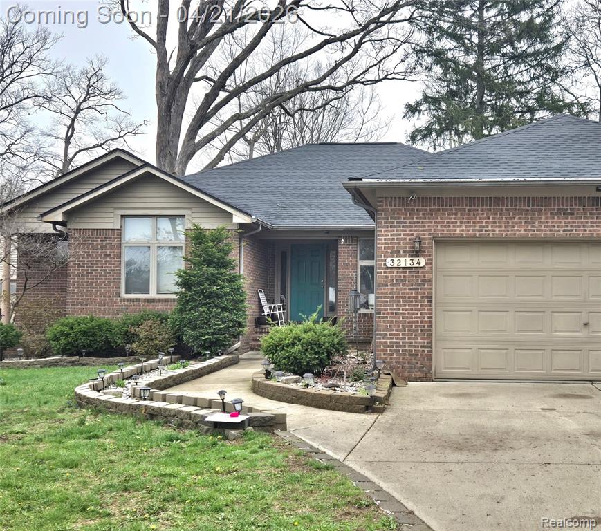 32134 Leona Street, Garden City, MI — Photo 5
