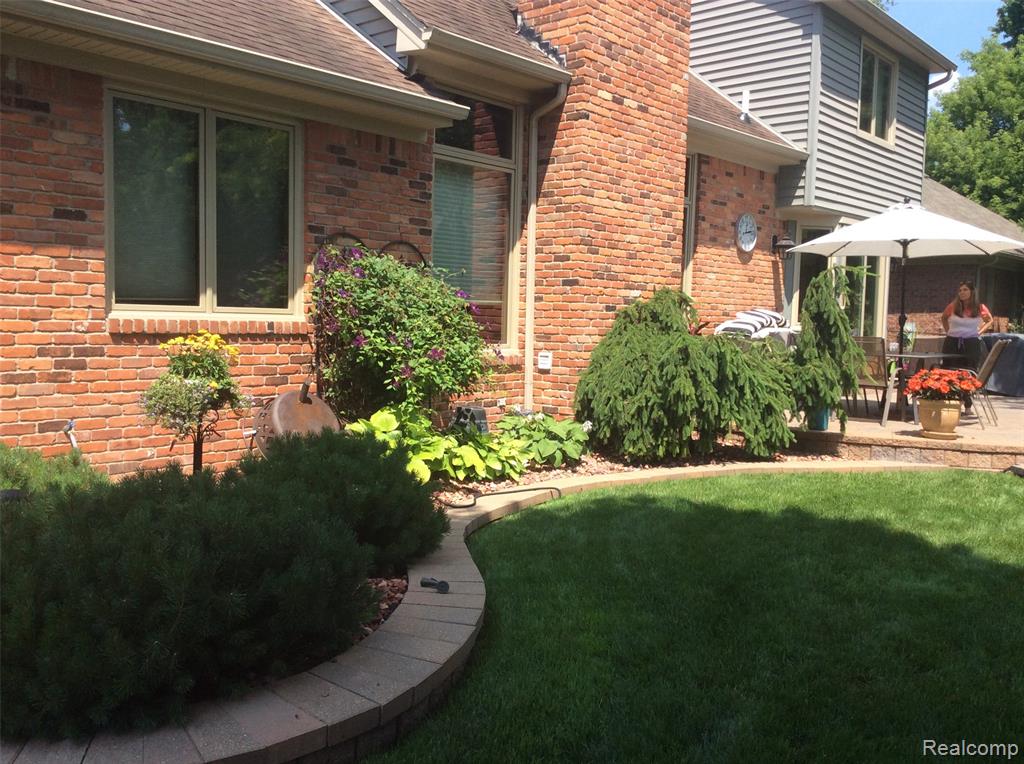 40312 Sugar Spring Drive, Sterling Heights, MI 48313 — Photo 71