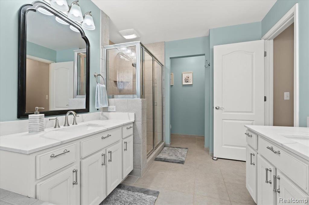 16401 LINCOLN Drive, Northville, MI 48168 — Photo 36