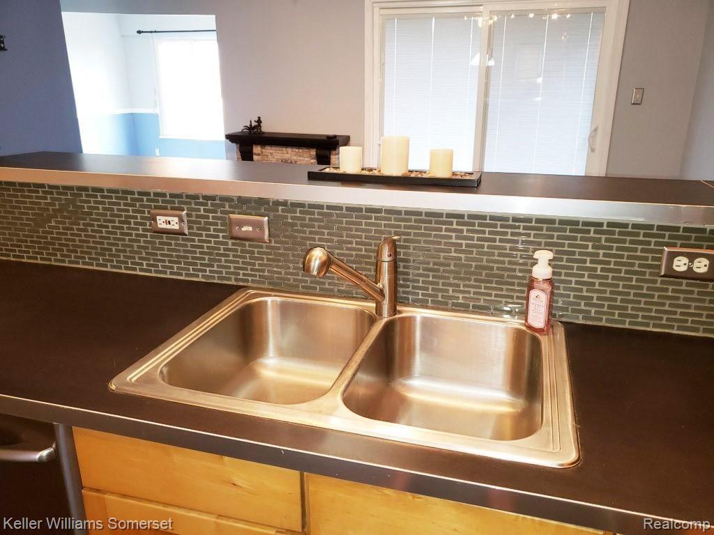 47140 FORTON Road, Chesterfield, MI 48047 — Photo 9