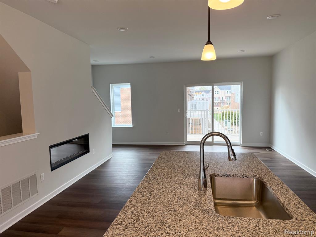4825 Ludlow Lane, Troy, MI 48085 — Photo 9