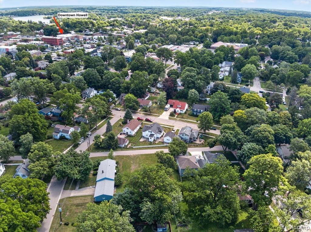 410 S Center Street, Howell, MI 48843 — Photo 41