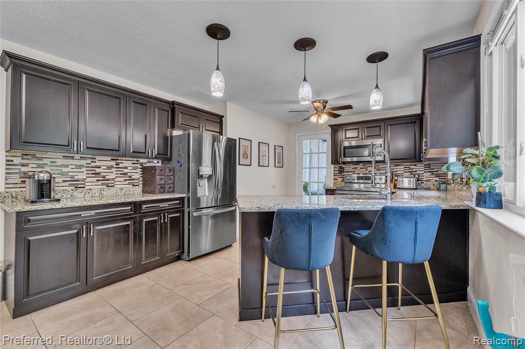 190 Crocker Boulevard, Mount Clemens, MI 48043 — Photo 18
