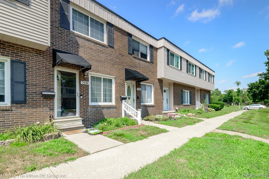709 Estrada Drive, Belleville, MI 48111 — Photo 23
