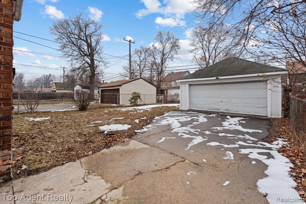 16204 Wisconsin Street, Detroit, MI 48221 — Photo 28