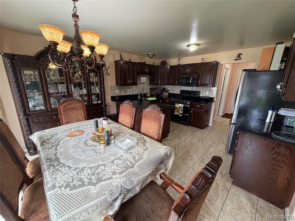 6153 Bianca Court, Sterling Heights, MI 48314 — Photo 8